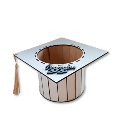 Cutie toca pentru absolvire